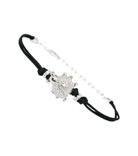 PULSERA IVORY LADYBUG WHITE