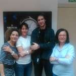 Rosa, Marcela, Eduard (relojero KRONOS) y Teresa con sus KRONOS Colors en las oficinas de KRONOS en Barcelona.